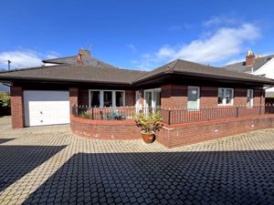 Photo 15- click for photo gallery